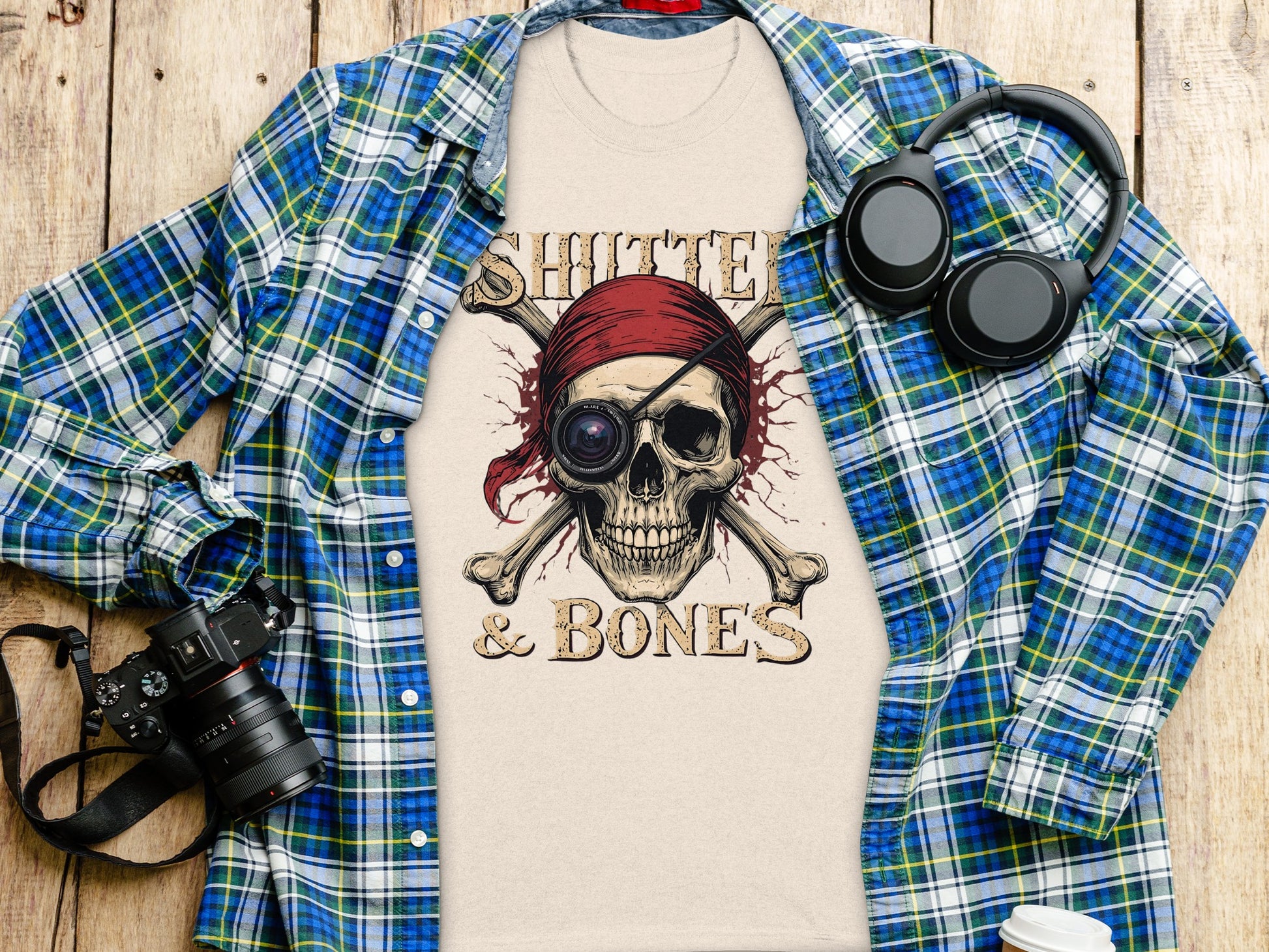 Shutter and Bones Skull Design T-Shirt for Photography Fans