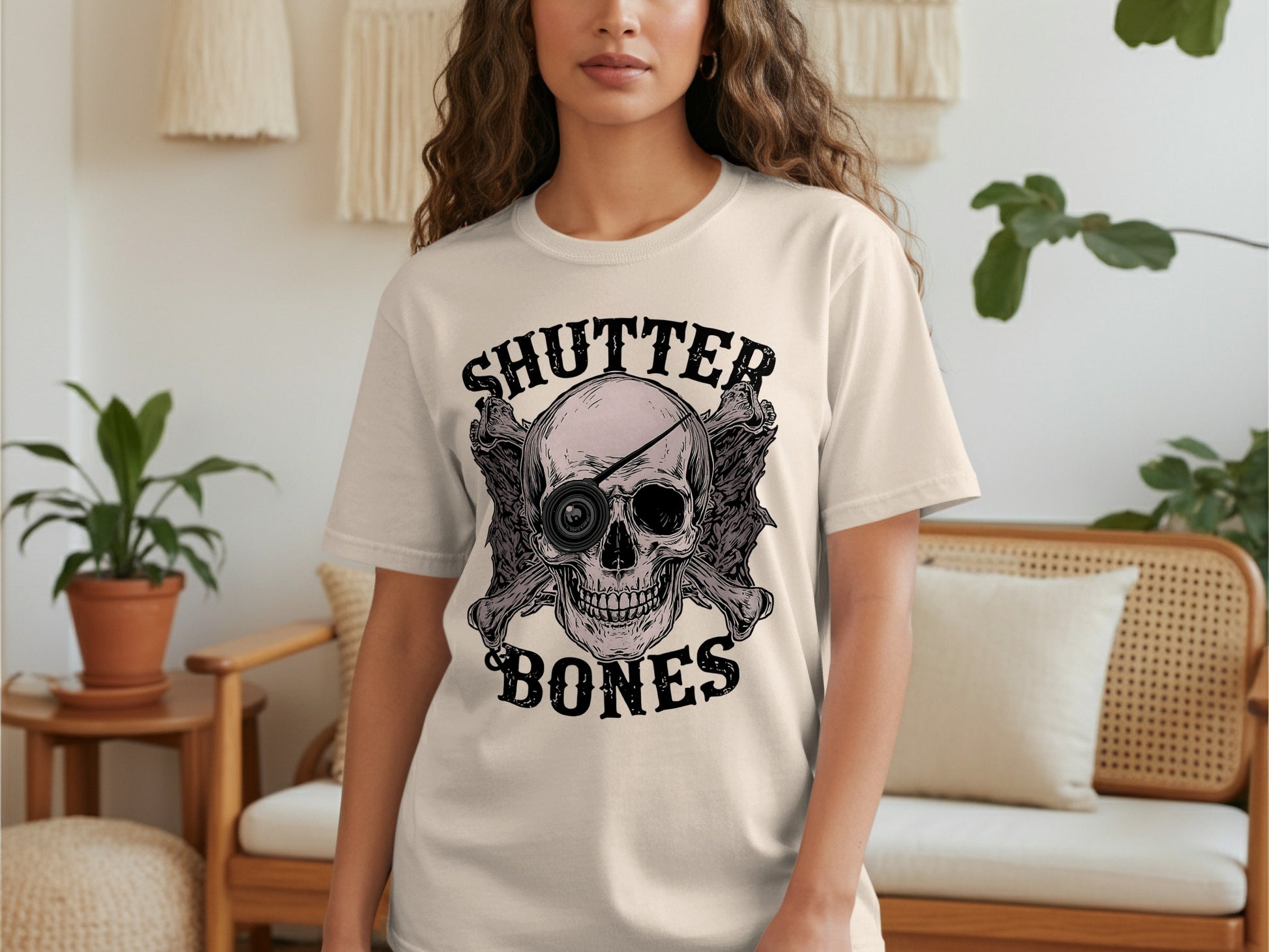 Shutter Bones Skull Graphic Casual T-Shirt Product