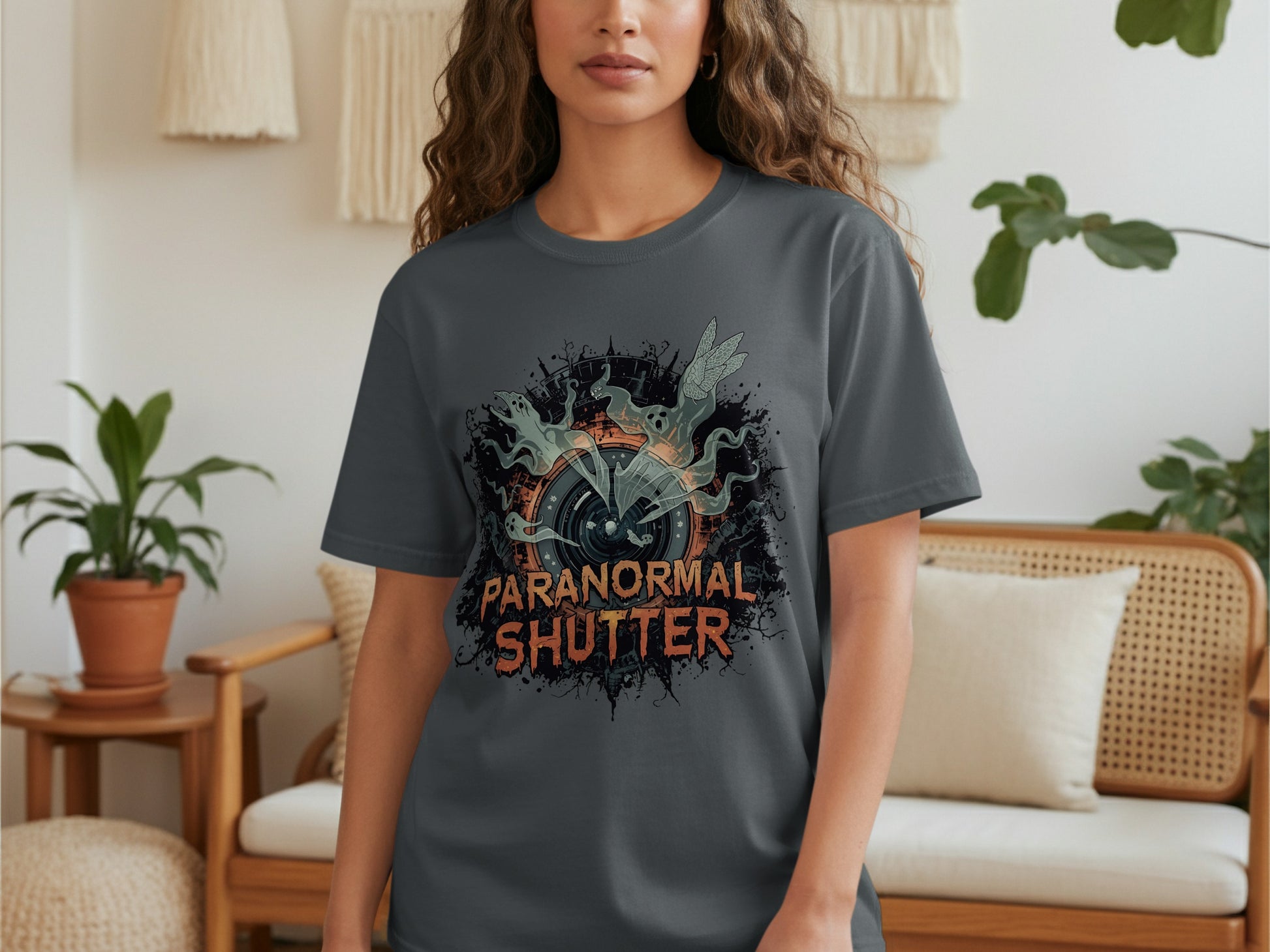 Paranormal Shutter Graphic Tee for Casual Wear